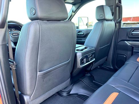 Used 2023 GMC Sierra 2500 AT4 w/ AT4 Preferred Package image 21