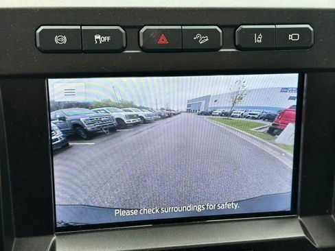 Used 2021 Ford F250 Lariat w/ Lariat Ultimate Package AWD/4WD image 28