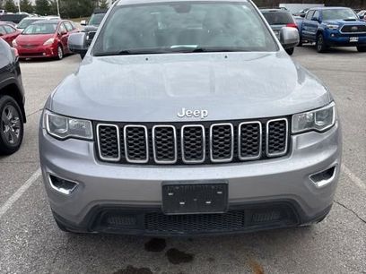 Used 2018 Jeep Grand Cherokee Laredo