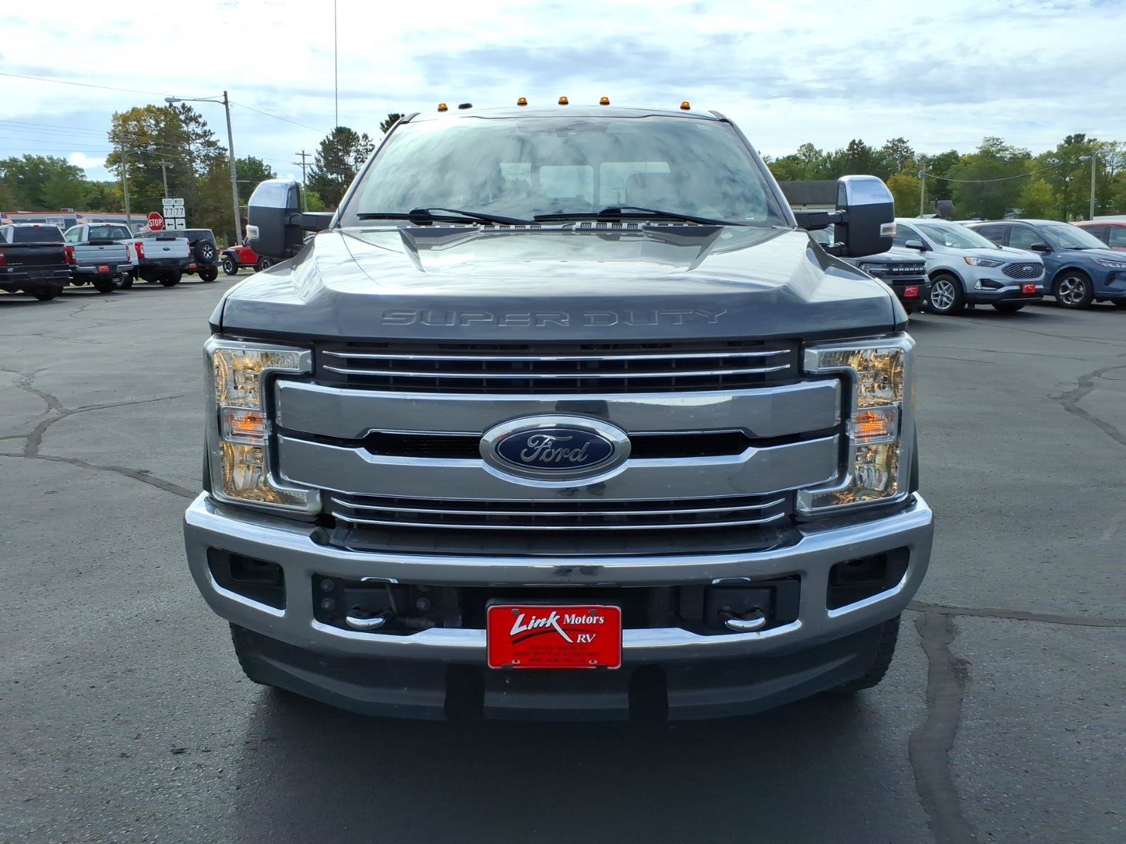 Used 2018 Ford F350 Lariat w/ Chrome Package AWD/4WD image 9