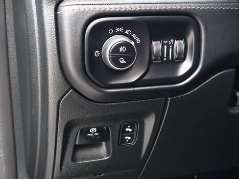 Used 2023 RAM 1500 Limited image 24