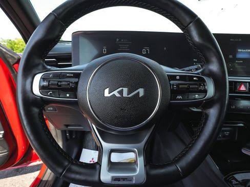 Used 2025 Kia K5 GT-Line w/ GT-Line Premium Package AWD/4WD image 16