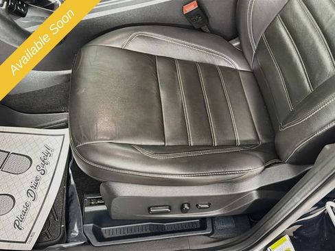 Used 2017 Ford Escape Titanium w/ Canadian Touring Package AWD/4WD image 18