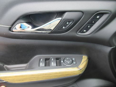 Used 2019 GMC Acadia Denali w/ Technology Package image 21