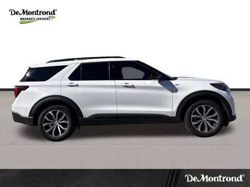 New 2025 Ford Explorer ST-Line w/ Premium Package image 4
