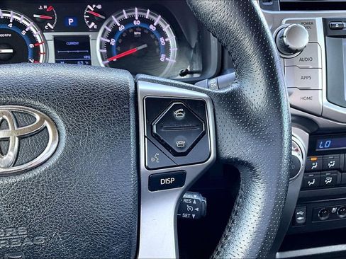Used 2014 Toyota 4Runner Limited image 19