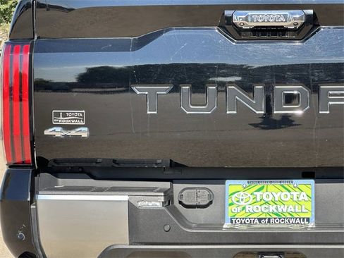 Used 2023 Toyota Tundra Limited image 5