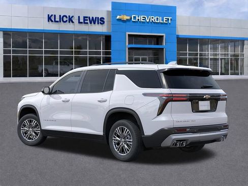New 2026 Chevrolet Traverse LT AWD/4WD image 3
