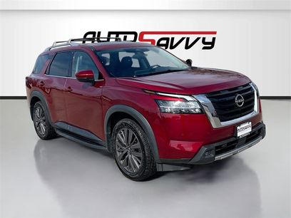 Used 2022 Nissan Pathfinder SL w/ SL Premium Package