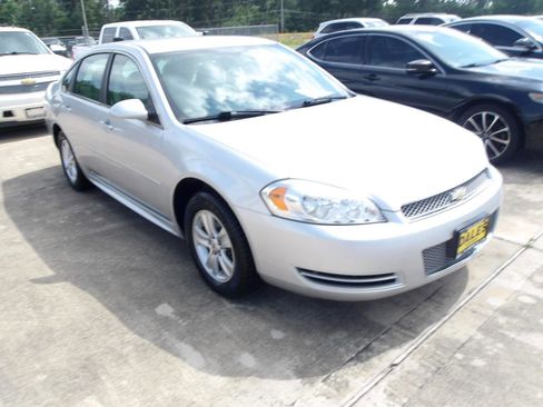 Used 2013 Chevrolet Impala LS FWD image 3