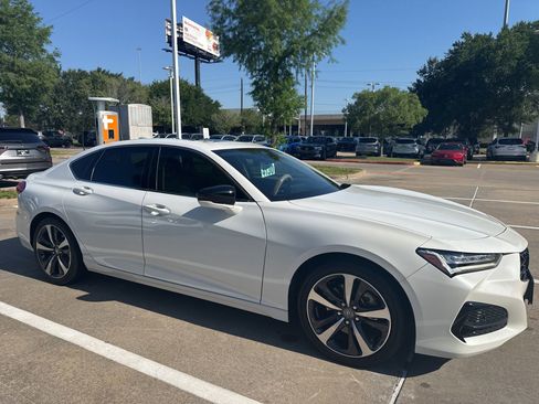 Used 2024 Acura TLX w/ Technology Package FWD image 5