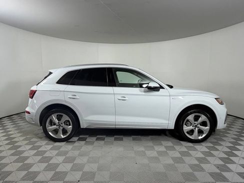 Used 2023 Audi Q5 2.0T Prestige w/ Prestige Package AWD/4WD image 8