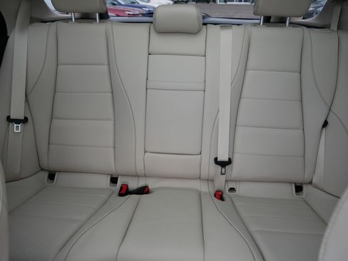 Used 2020 Mercedes-Benz GLE 350 4MATIC image 13