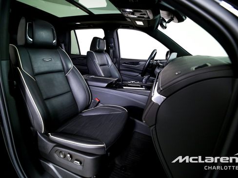 Used 2022 Cadillac Escalade Sport w/ Touring Package AWD/4WD image 30