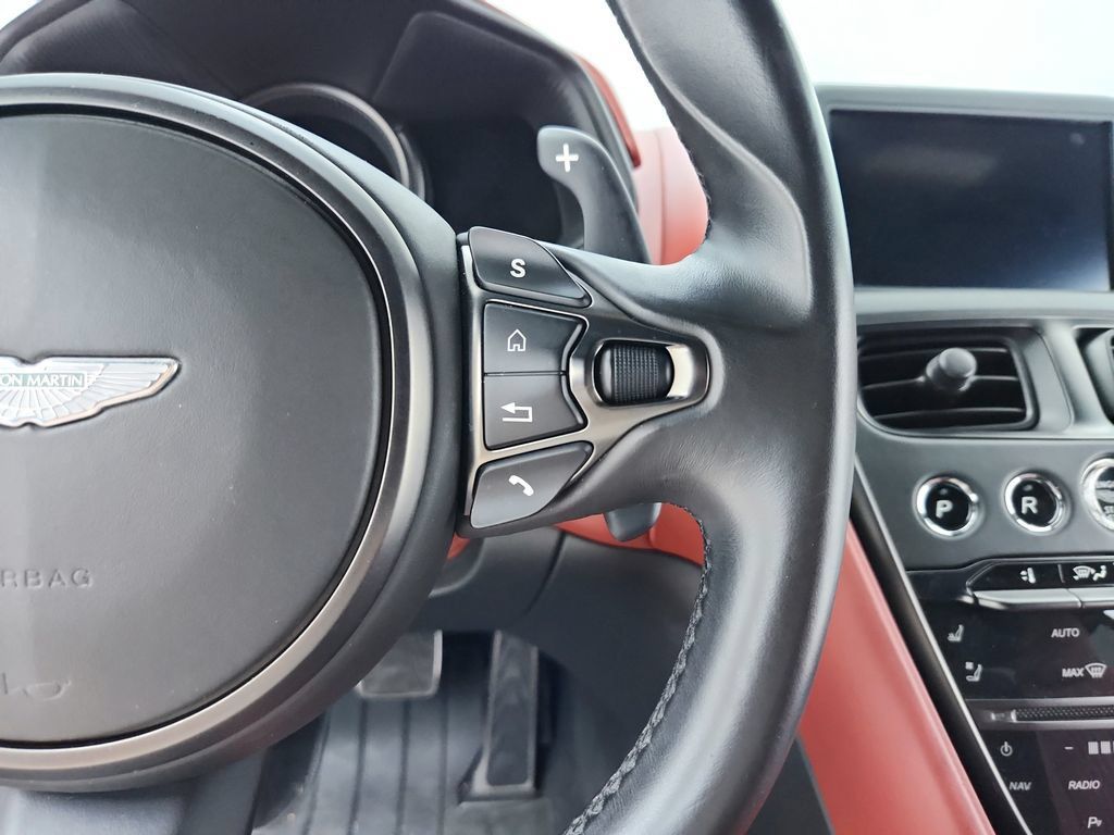 Used 2018 Aston Martin DB11 Coupe RWD image 29