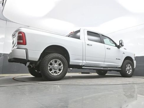Used 2024 RAM 2500 Laramie AWD/4WD image 41