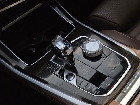 Used 2020 BMW X5 sDrive40i w/ Luxury Seating Package image 25