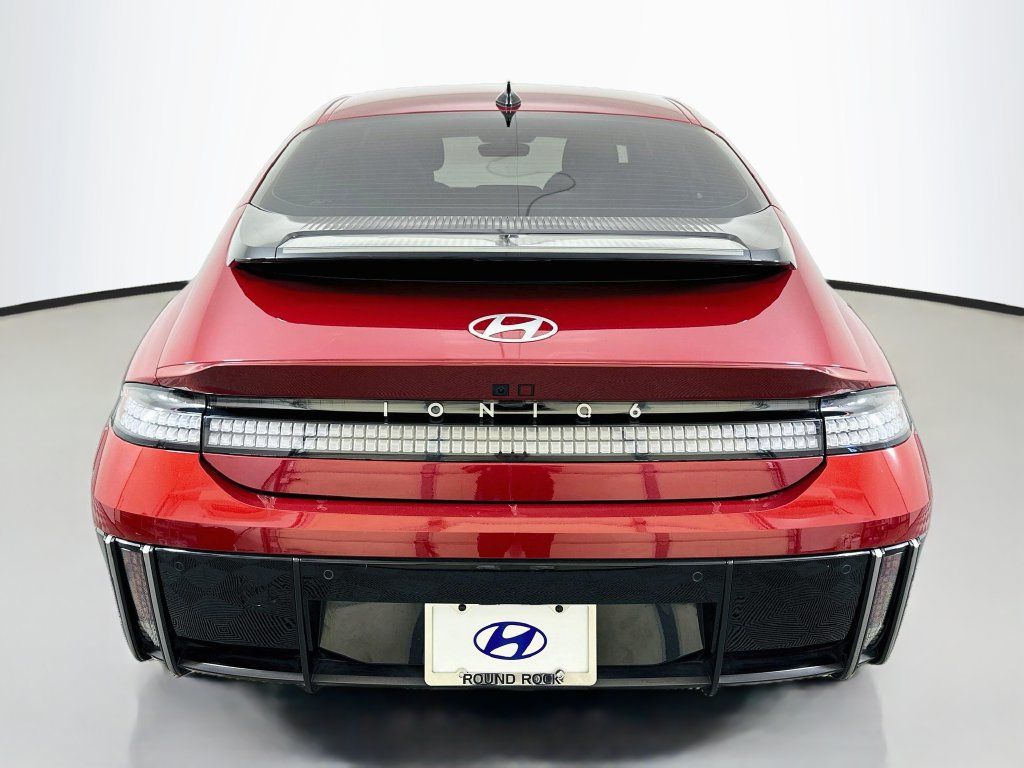 Used 2023 Hyundai Ioniq 6 SE RWD image 6