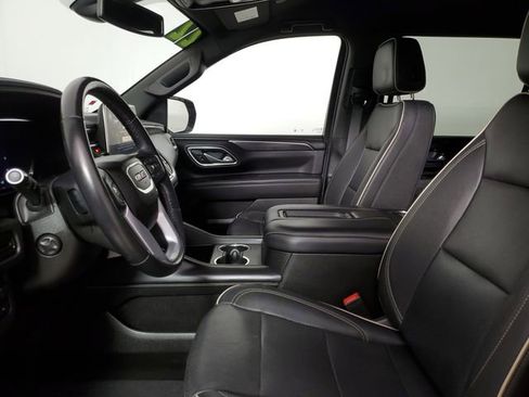 Used 2022 GMC Yukon XL SLT w/ SLT Luxury Package image 23