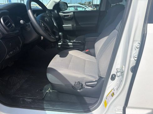 Used 2021 Toyota Tacoma SR w/ SR Convenience Package RWD image 12