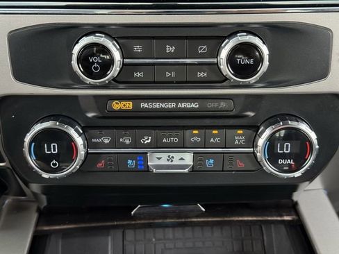 Used 2022 Ford F250 Lariat w/ Tremor Off-Road Package image 18