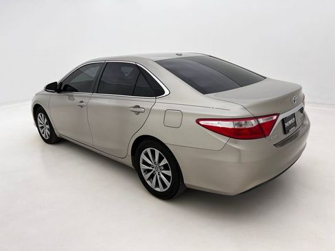 Used 2015 Toyota Camry XLE image 9