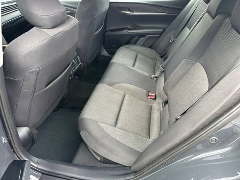 Used 2025 Toyota Camry LE w/ Convenience Package AWD/4WD image 20