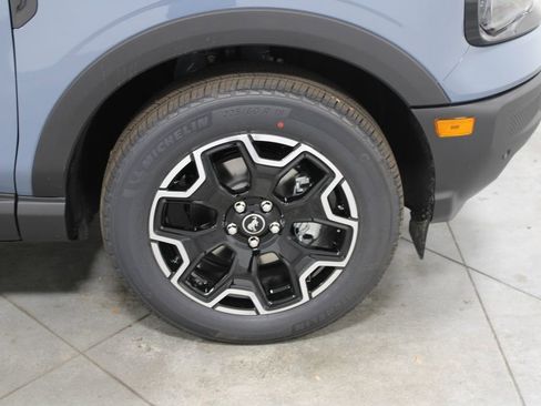 New 2025 Ford Bronco Sport Outer Banks w/ Outer Banks Tech Package+ AWD/4WD image 12