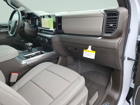 New 2026 Chevrolet Silverado 1500 LTZ w/ Technology Package image 18