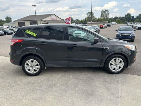 Used 2014 Ford Escape S FWD image 4