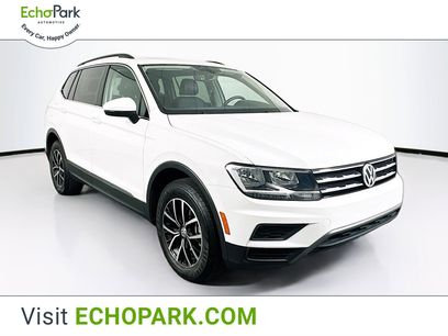 Used 2021 Volkswagen Tiguan SE w/ Panoramic Sunroof Package