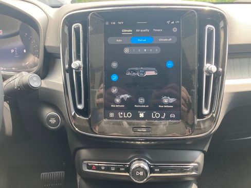 New 2026 Volvo XC40 B5 Plus w/ Protection Package Premier image 13