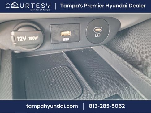 Certified 2025 Hyundai Elantra Sport image 28