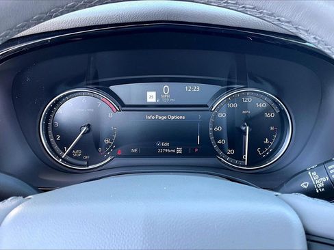 Certified 2025 Cadillac XT6 Premium Luxury image 22