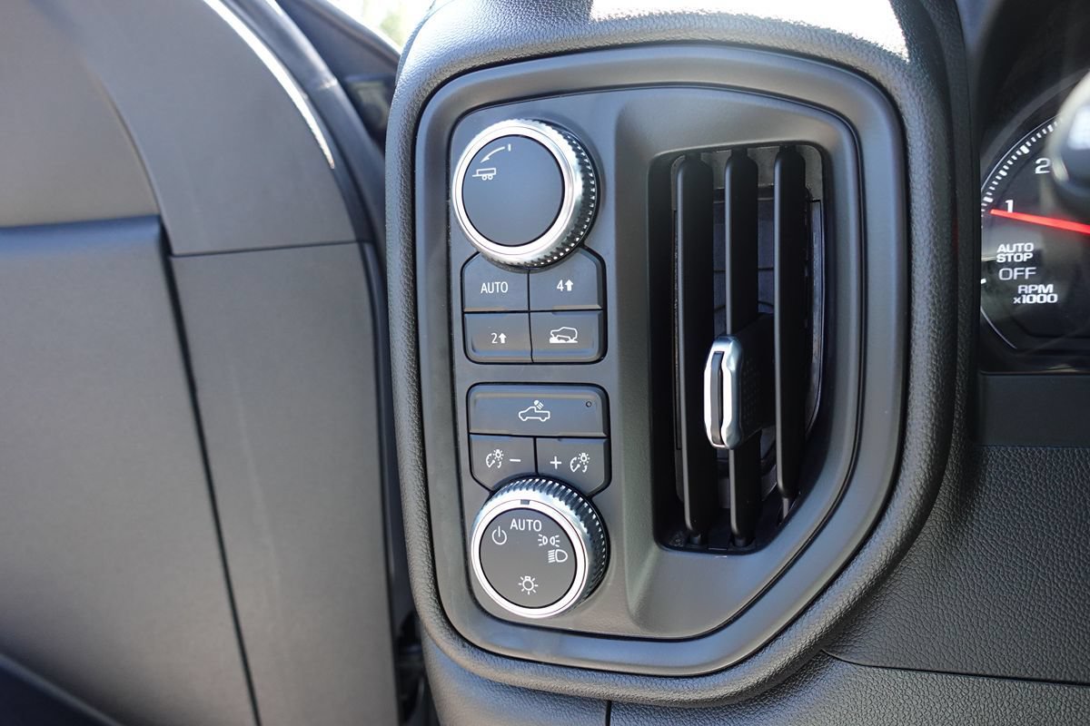 Used 2024 GMC Sierra 1500 Pro w/ Graphite Edition AWD/4WD image 50