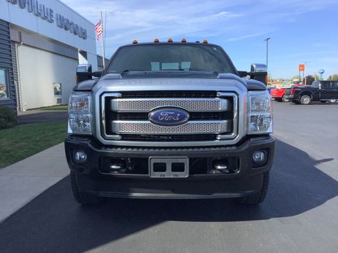 Used 2015 Ford F250 Platinum AWD/4WD image 3