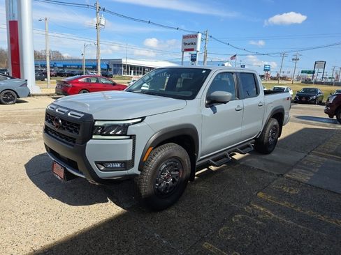 New 2026 Nissan Frontier PRO-4X w/ Pro-4x Convenience Package image 10