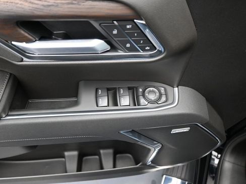 New 2026 GMC Sierra 1500 SLT w/ SLT Premium Plus Package image 13