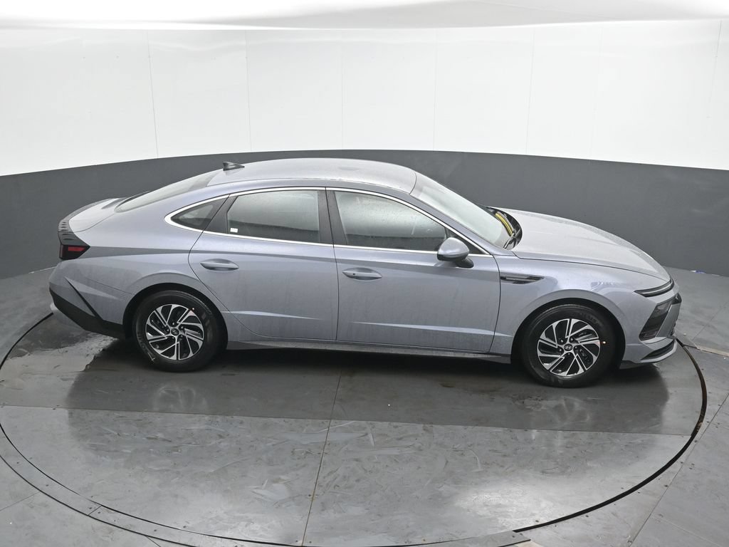 New 2026 Hyundai Sonata Blue FWD image 36