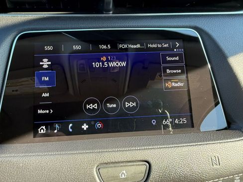 Used 2019 Cadillac XT4 Premium Luxury w/ Cold Weather Package image 17