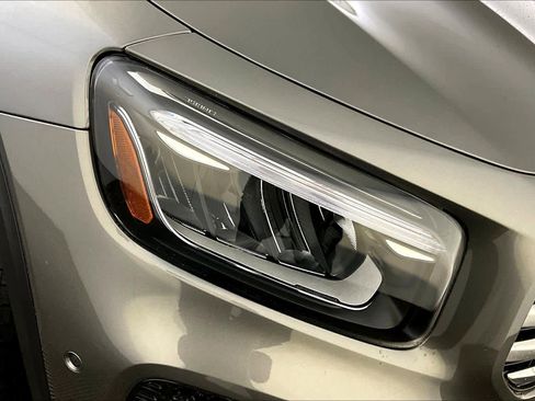 New 2026 Mercedes-Benz GLB 250 4MATIC image 16