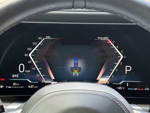 Certified 2023 BMW 740i w/ Executive Package RWD image 34