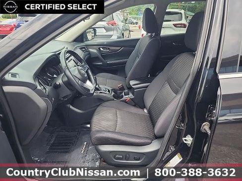 Certified 2019 Nissan Rogue SV w/ Premium Package AWD/4WD image 11