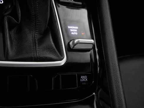 Used 2024 Jeep Compass Limited image 29