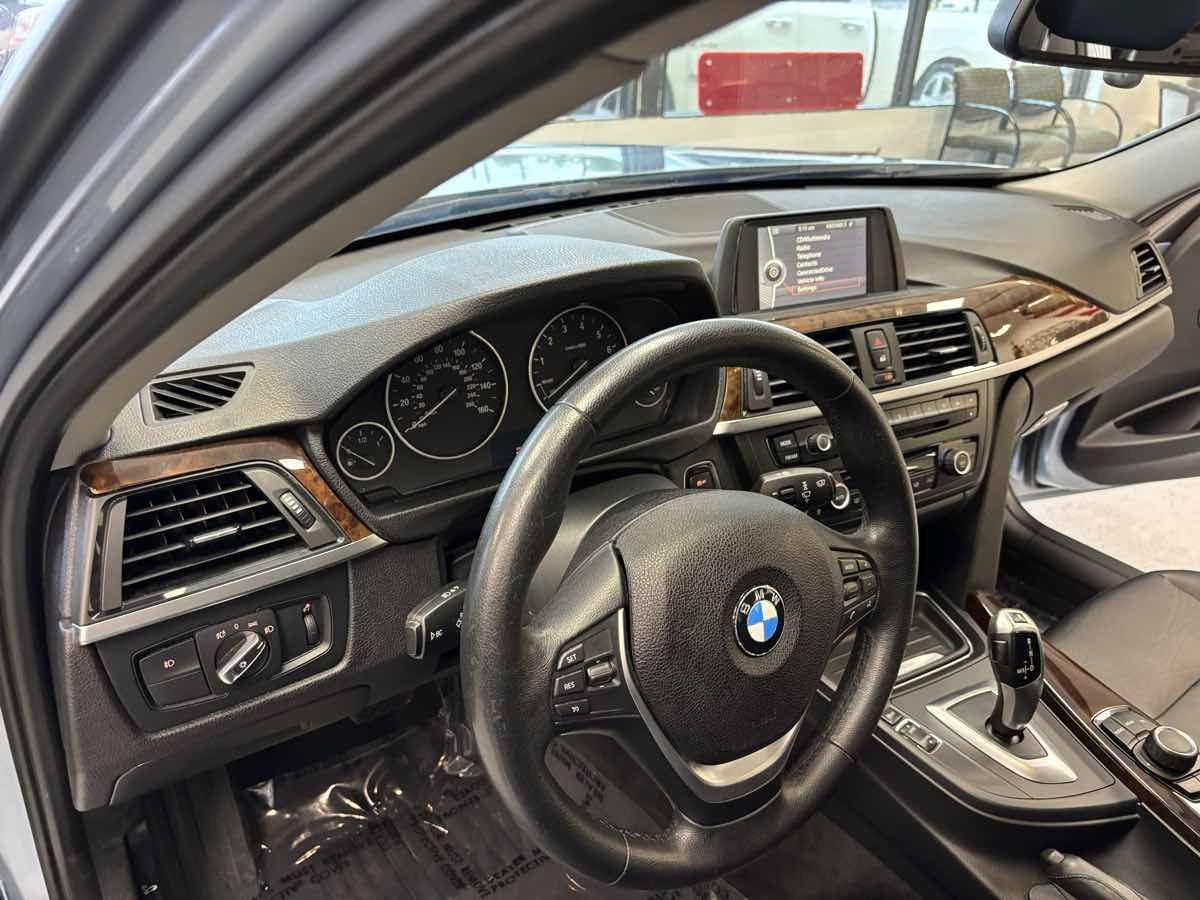 Used 2014 BMW 328i Sedan RWD image 14
