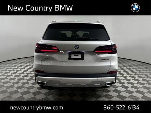 New 2026 BMW X5 xDrive40i w/ Climate Comfort Package image 6