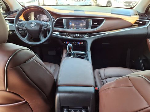 Used 2021 Buick Enclave Avenir w/ Avenir Technology Package FWD image 18