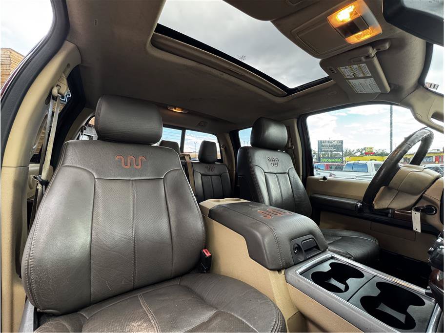 Used 2016 Ford F250 King Ranch w/ FX4 Off-Road Package AWD/4WD image 4