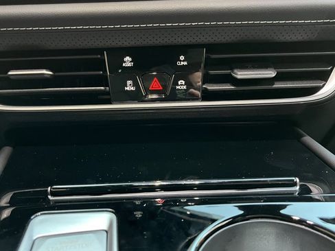 New 2026 Volkswagen Atlas Cross Sport SE image 13