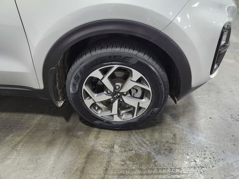 Used 2020 Kia Sportage LX w/ LX Popular Package image 9